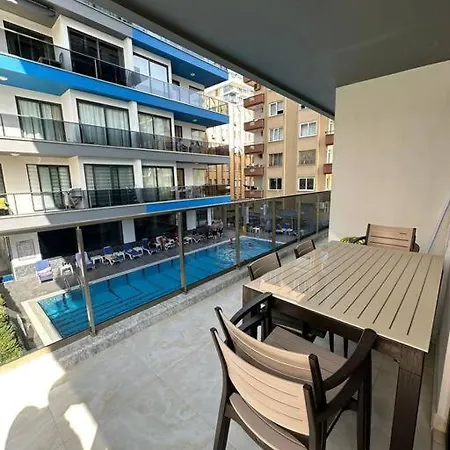 Twin Towers - First Line Sea - Private Apartment